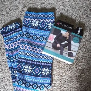 Cuddl Duds Fleecewear Leggings with Snowflake Pattern